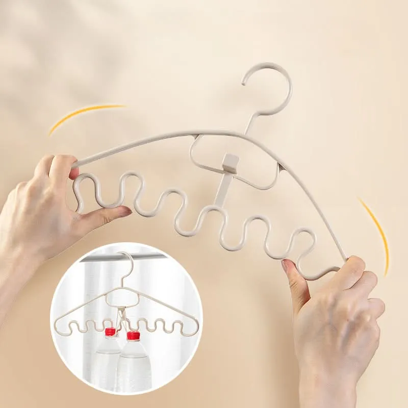2-Pack Wave-Shaped Plastic Hanger Racks