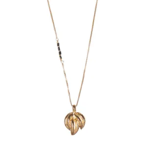CHIKA CAST PENDANT NECKLACE