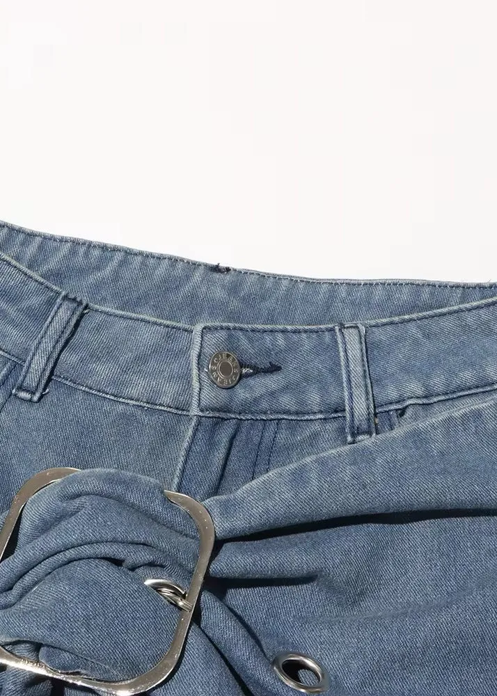 Damla Belt Decor Straight Jeans