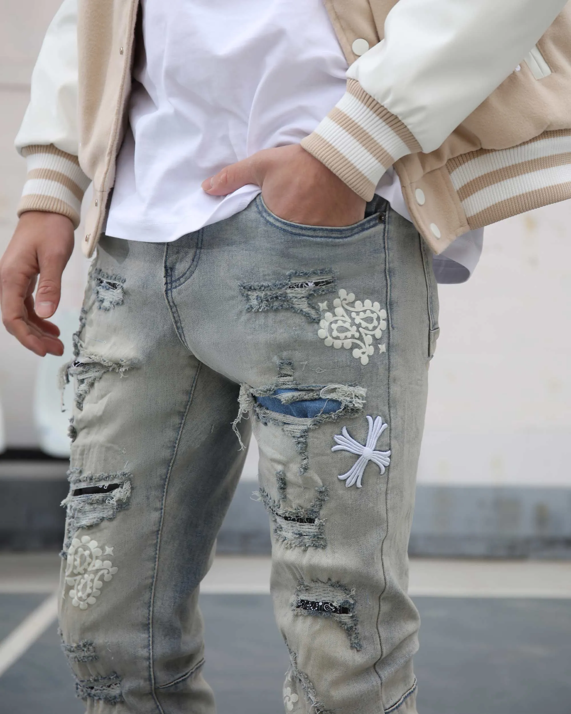 Distressed Ripped Vintage Trendsetter Jeans