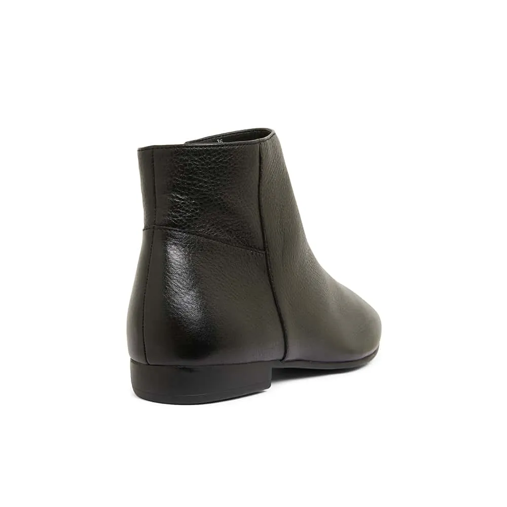 Kent Boot in Black Leather