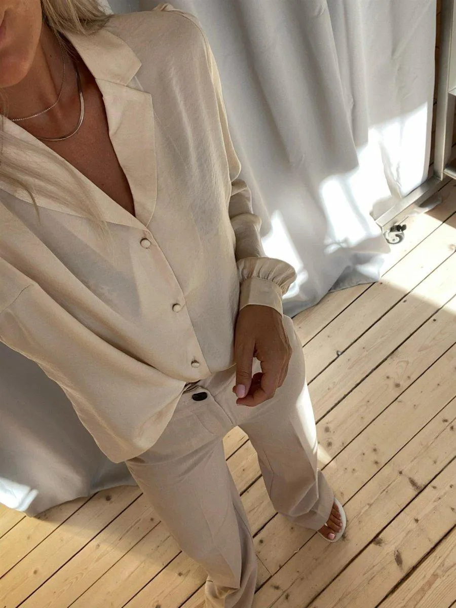 Leah shirt - Cream Milk