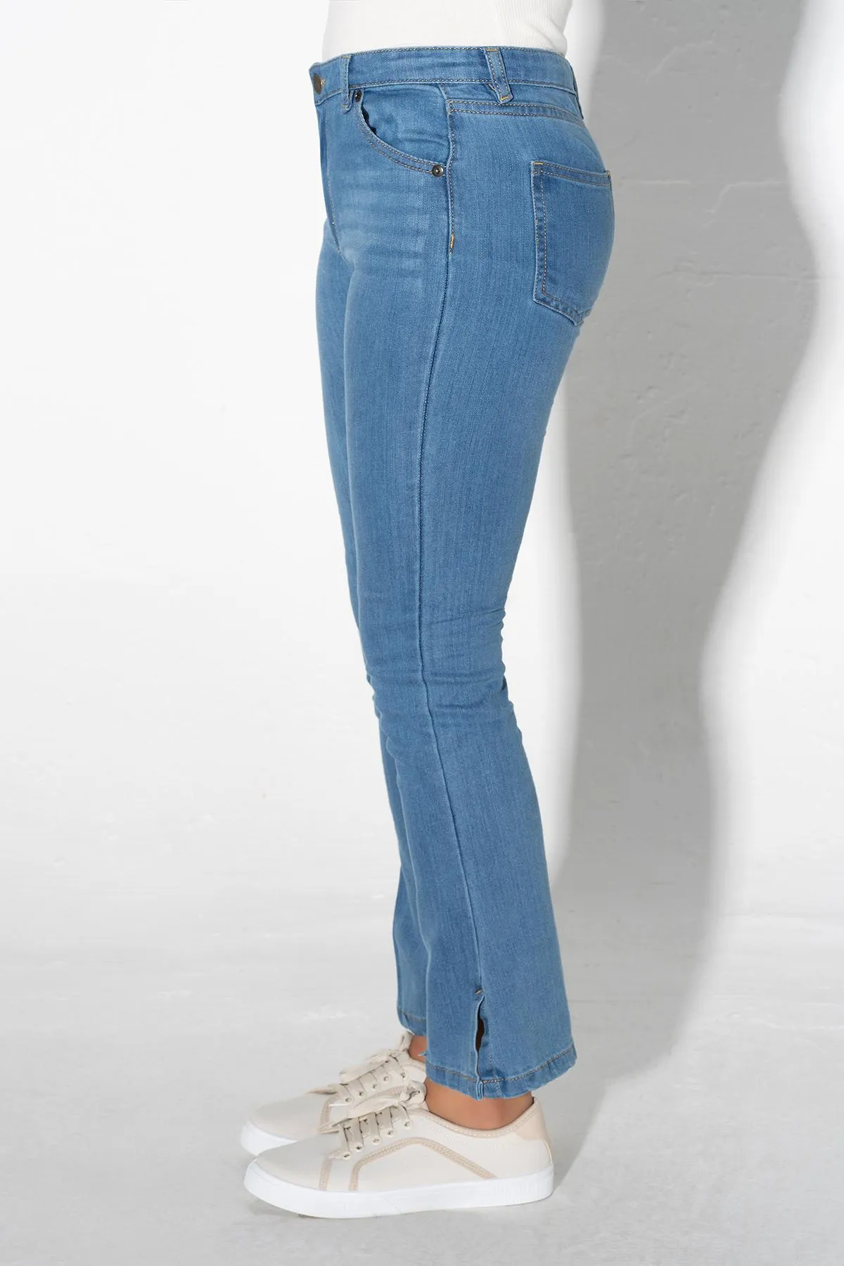Light Wash Boot Cut Jeans For Girl - Light Blue