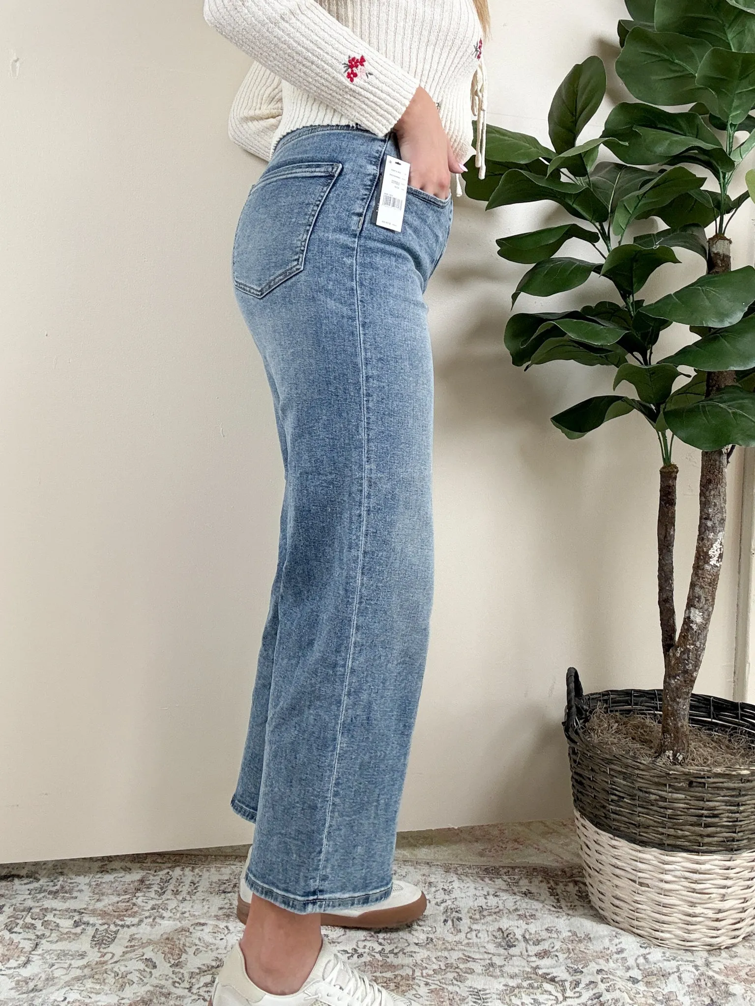 Liverpool Carbon Canyon Stride Wide Leg Jean