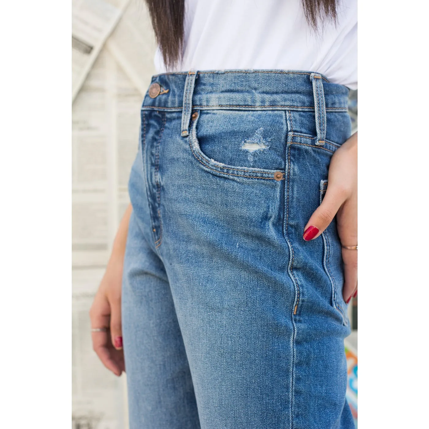 ON Straight Distressed Jeans