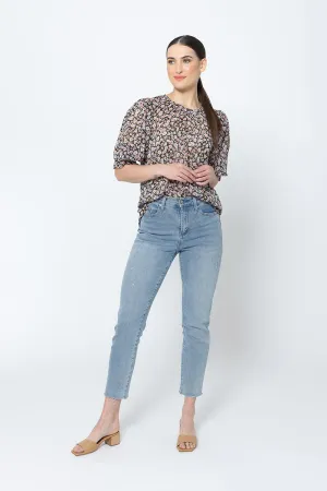 Seeking Lola | Magnificent Top