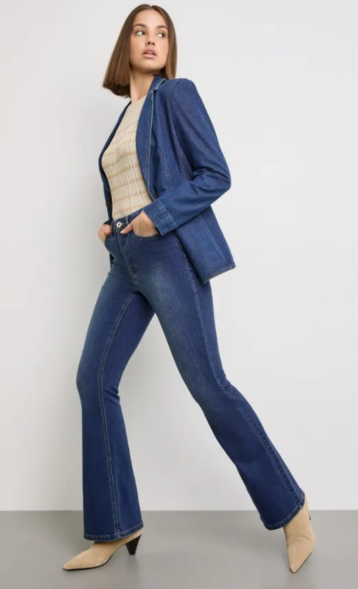 TAIFUN<BR>
Bootcut Jeans<BR>
Blue<BR>