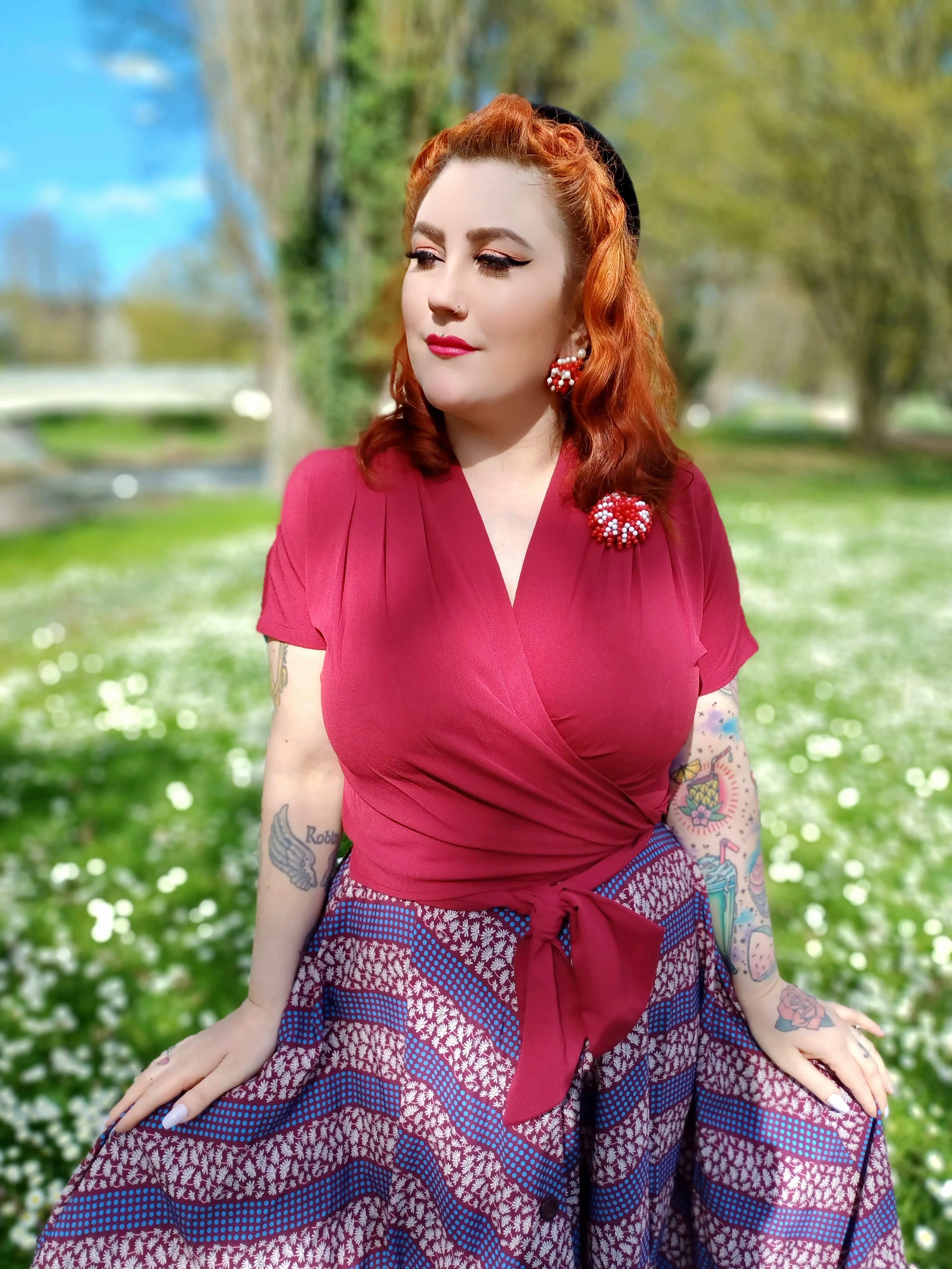 The "Beverly" Button Front Full Circle Skirt with Pockets in Dotty Deco Print, True 1950s Vintage Style