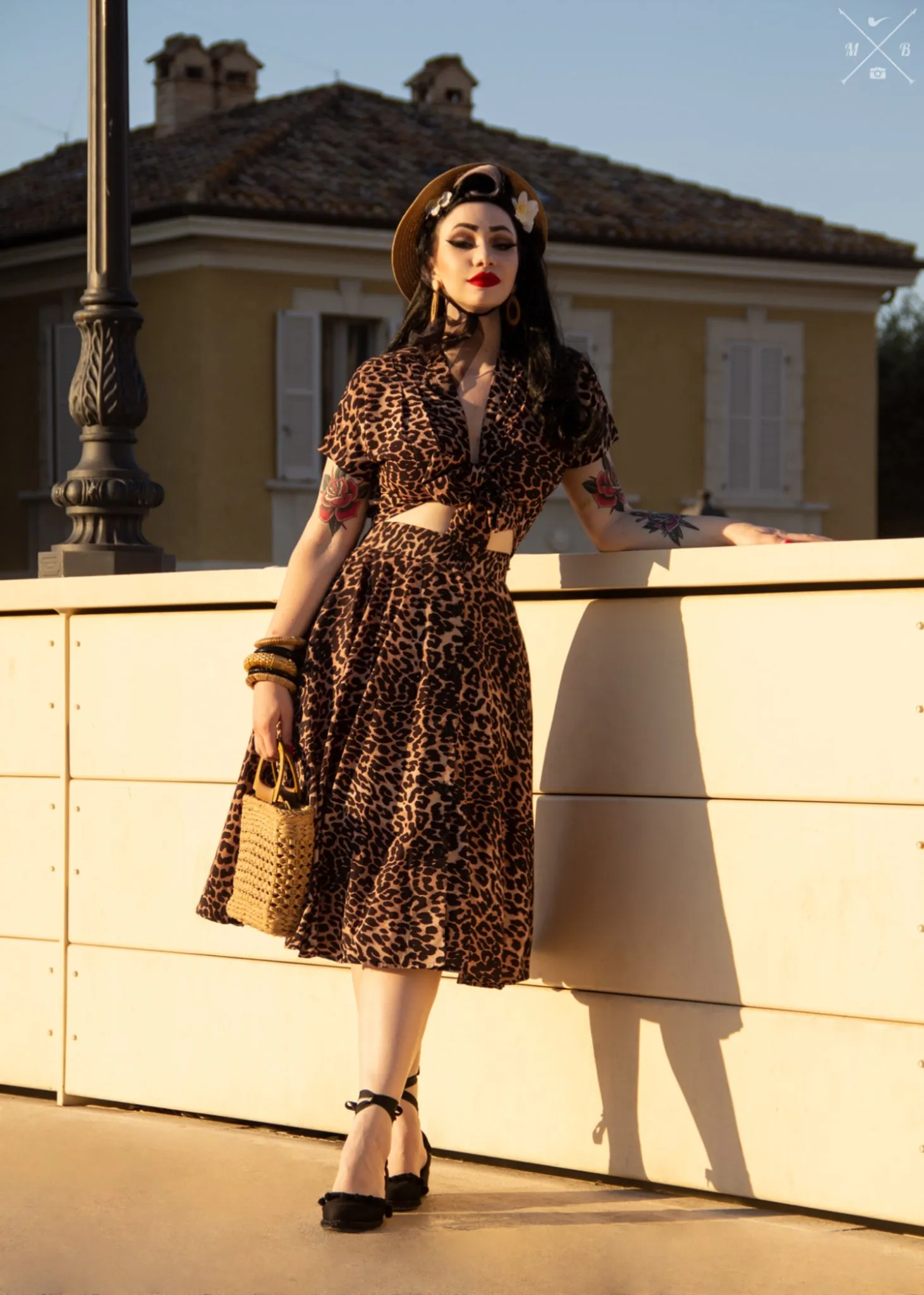 The "Beverly" Button Front Full Circle Skirt with Pockets in Leopard Print, True 1950s Vintage Style