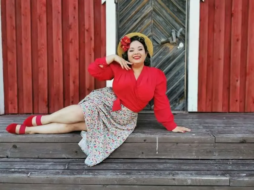 The "Beverly" Button Front Full Circle Skirt with Pockets in Tutti Frutti Print, Authentic 1950s Vintage Style